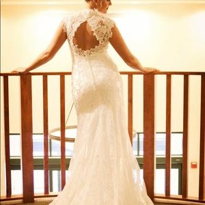 My beautiful wedding dress!!